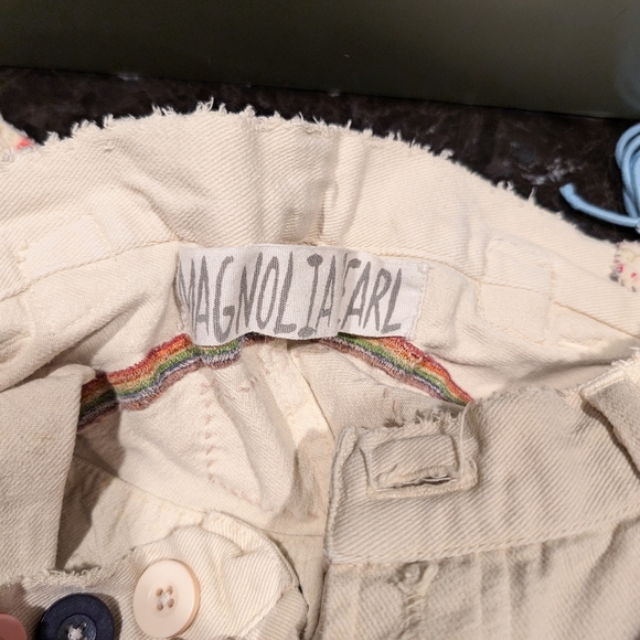 Magnolia Pearl mushroom miners - Picture 7 of 9